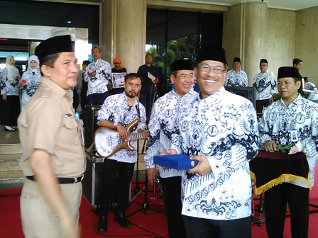 Pencarian PGRI Biringkanaya - Persatuan Guru Republik Indonesia Cabang Biringkanaya
